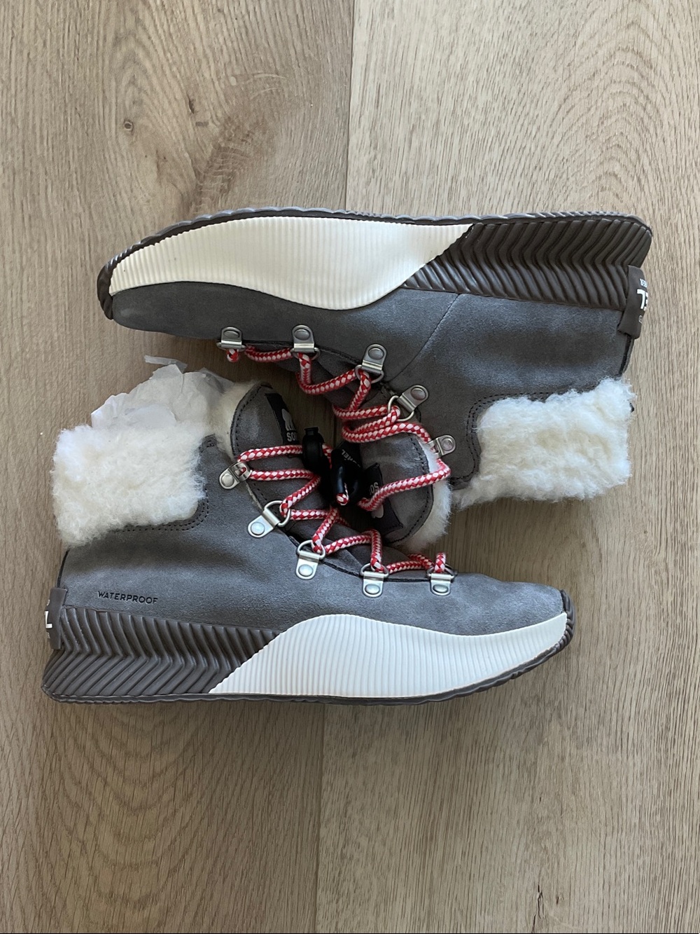 Sorel Gray and White Youth Out ‘N About Conquest Waterproof Boots